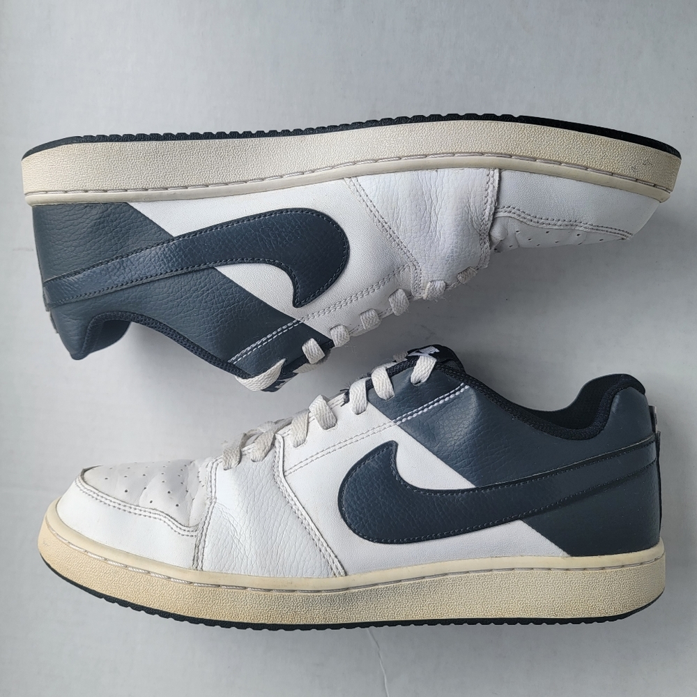 Nike Backboard II Sneakers